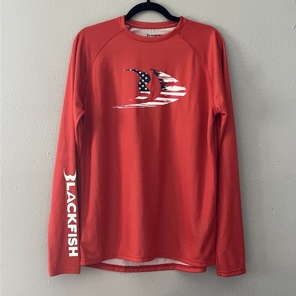 Blackfish Fishing Shirt Mens Small Red USA Flag Long Sleeve Performance Tee